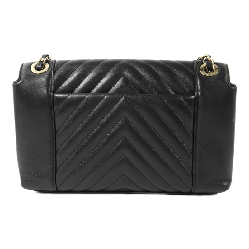 CHANEL 牛皮皮革Chain Shoulder金扣鏈帶肩背袋-1