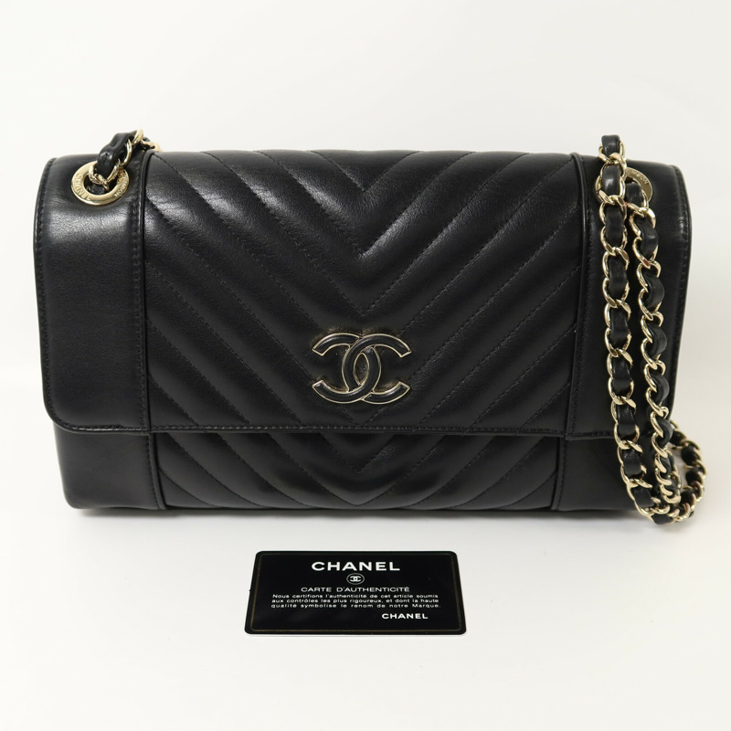 CHANEL 牛皮皮革Chain Shoulder金扣鏈帶肩背袋-9