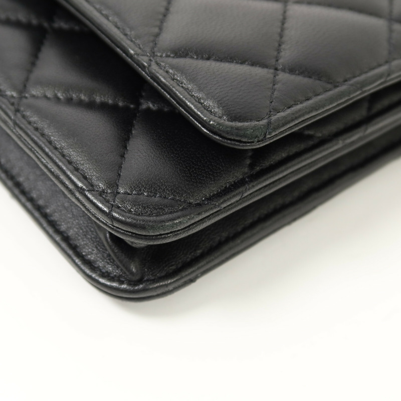 CHANEL 羊皮皮革WOC Wallet On Chain金扣鏈帶肩背袋-13