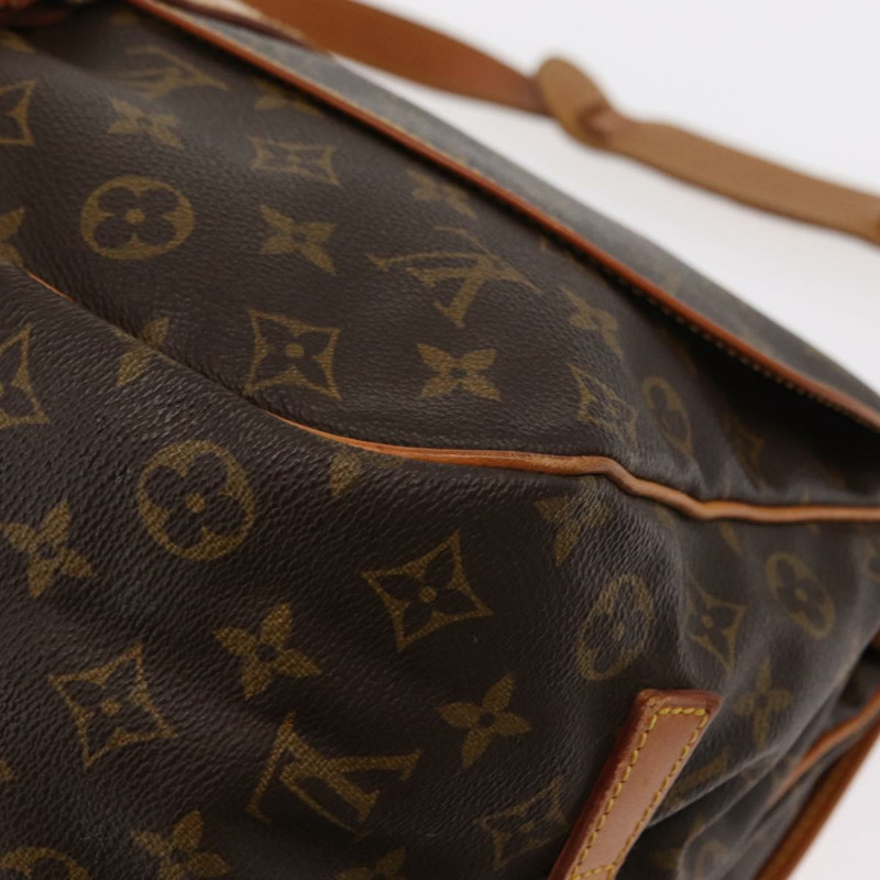 【日本直送】路易威登 Monogram Saumur 35 肩背包 M42254 LV Auth ka812-16