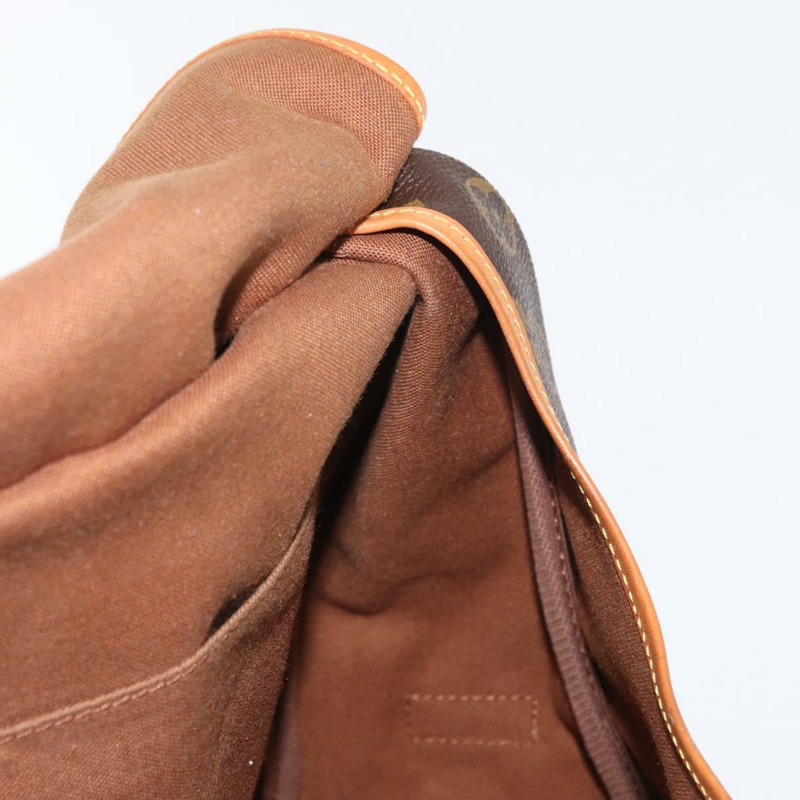 【日本直送】路易威登 Monogram Saumur 35 肩背包 M42254 LV Auth ka812-27