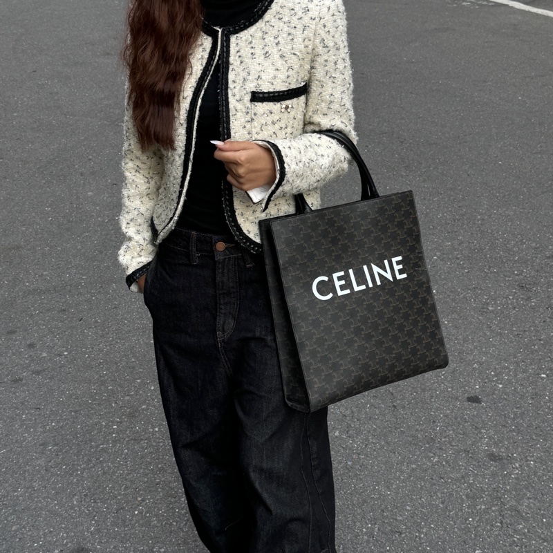 【時尚超好看😎】 Celine 經典老花 托特提包 （專櫃93,000）-5
