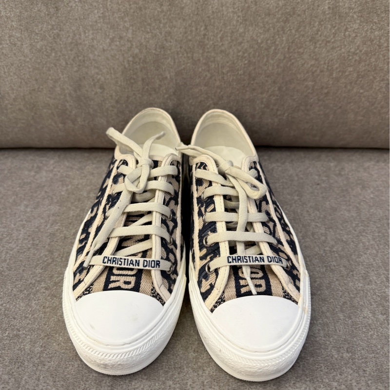 DIOR刺繡餅乾鞋-4