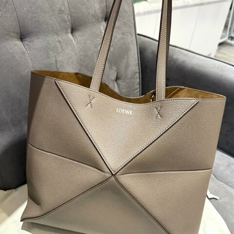 Loewe 中型橫向折疊托特包