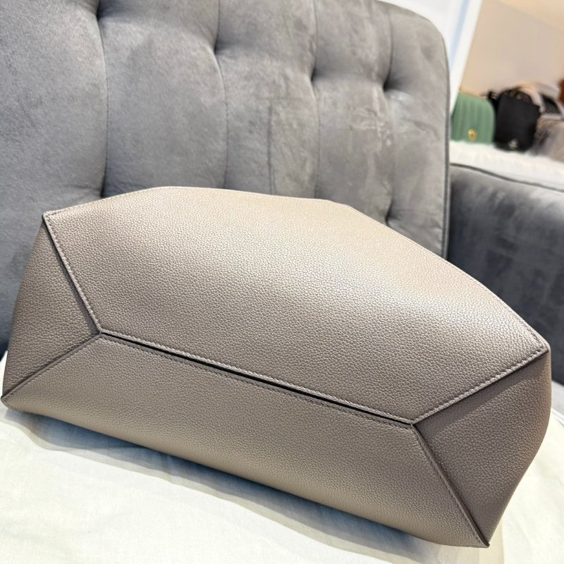 Loewe 中型橫向折疊托特包-4