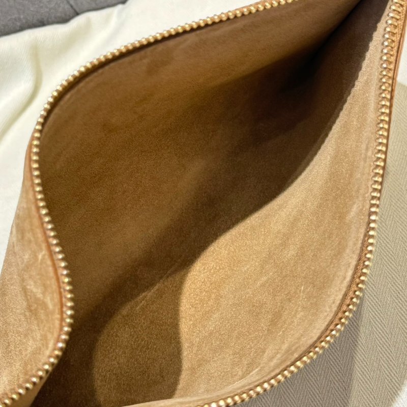 Loewe 中型橫向折疊托特包-6