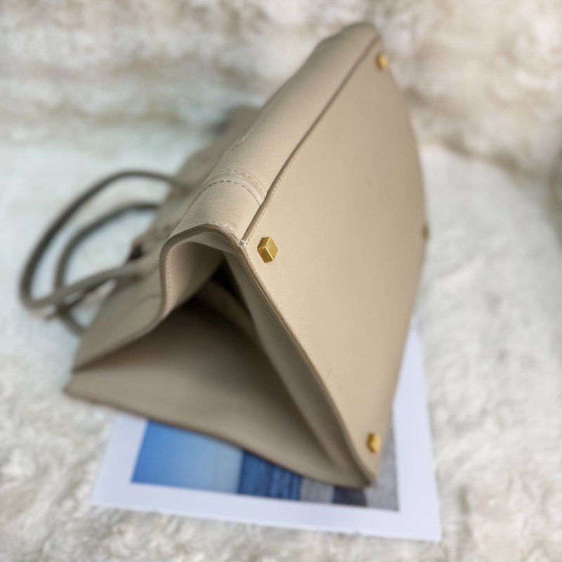 Celine Luggage 笑臉包 中號-4