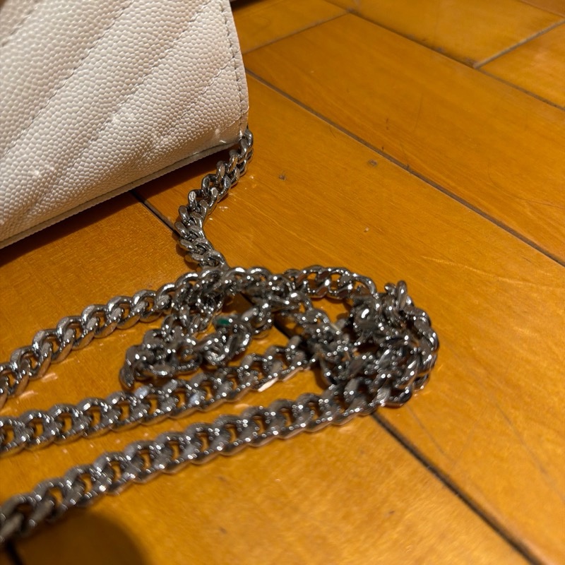 YSL 白色魚子醬信封包(白色稀有款）｜MONOGRAM WOC 銀扣｜近全新 僅用一次 可斜背｜Saint Laurent-4