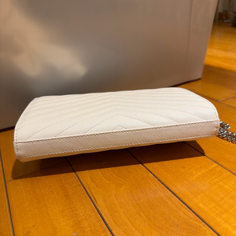 YSL 白色魚子醬信封包(白色稀有款）｜MONOGRAM WOC 銀扣｜近全新 僅用一次 可斜背｜Saint Laurent-9