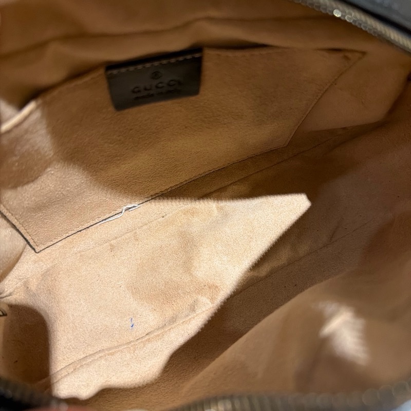 GUCCI GG Marmont 黑色相機包｜金扣｜斜背包｜近全新｜經典雙G Logo｜可肩背-3