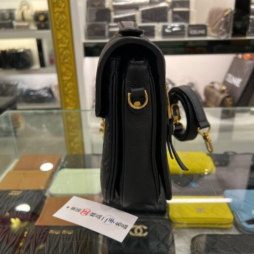 東區正精品㊣LV M44071METIS 黑色全皮壓紋紅邊金釦信封釦郵差包斜背包兩用包 RZ6264-4