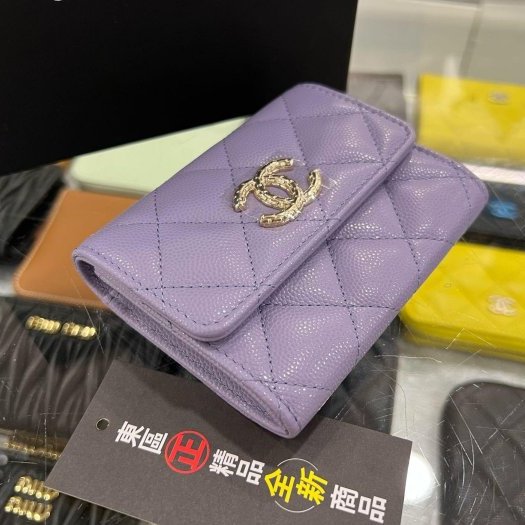 東區正精品㊣CHANEL AP4088 全新香奈兒薰衣草紫色荔枝牛皮金釦釦子內裏迴紋針圖雙層卡片夾零錢包 RZ6263-5