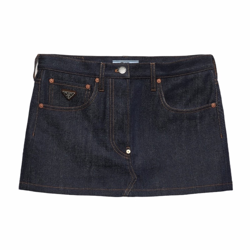 Prada 女士 低腰迷你牛仔半身裙IT-40 IT-42碼模特身高 178 CM,所穿尺碼為 38-3