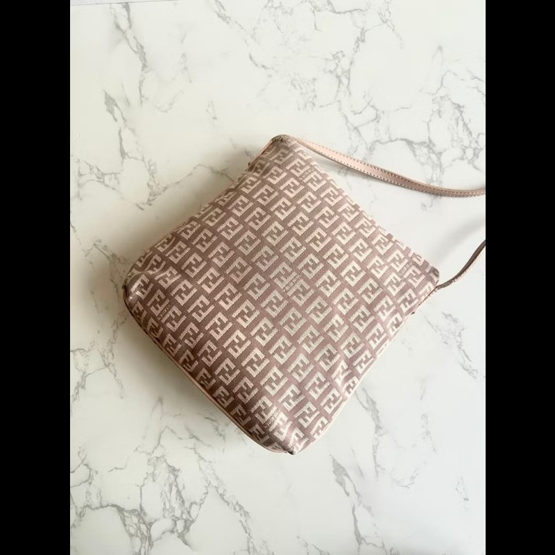 【LA LUNE】中古包 Fendi粉紅色老花豆腐包 側背包 斜背包 皮革包 單肩包二手-2