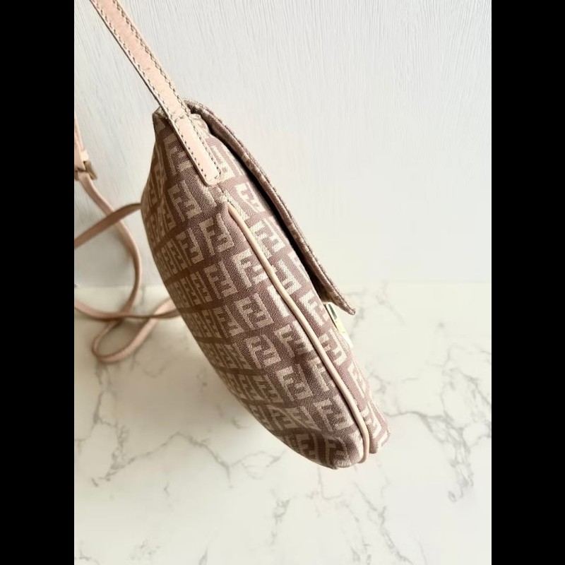 【LA LUNE】中古包 Fendi粉紅色老花豆腐包 側背包 斜背包 皮革包 單肩包二手-5