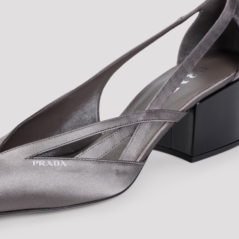 Prada 女士 徽標高跟鞋36 36.5 37 37.5 38 38.5 39碼跟高: 5.5cm-4
