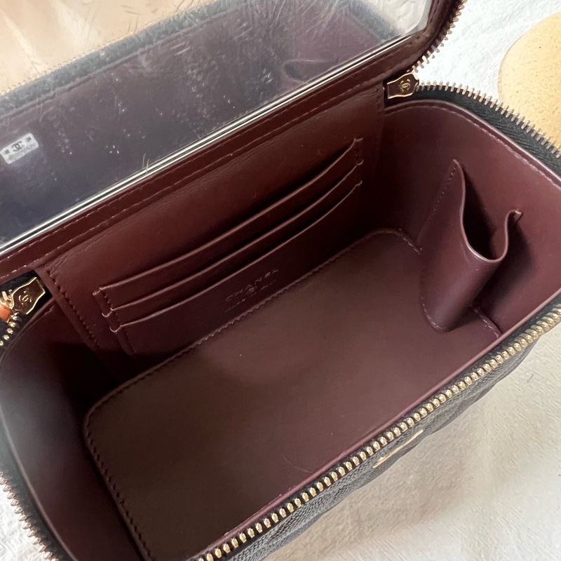 ෆ Chanel盒子包 化妝盒包🈶購證-13