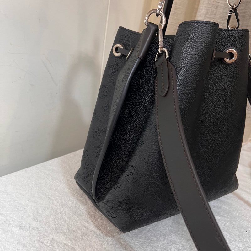 ෆ LV Muria月光女神編織手把水桶包🈶購證 ✨發亮包-11