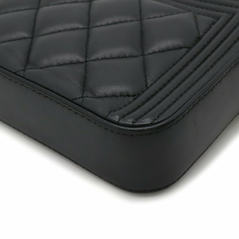 香奈兒 Boy Chanel Matelasse Coco Mark 皮夾鏈條肩包手拿包羊皮黑 A84069-3