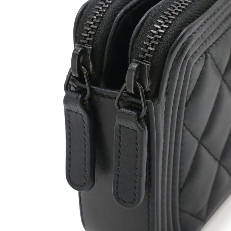 香奈兒 Boy Chanel Matelasse Coco Mark 皮夾鏈條肩包手拿包羊皮黑 A84069-4