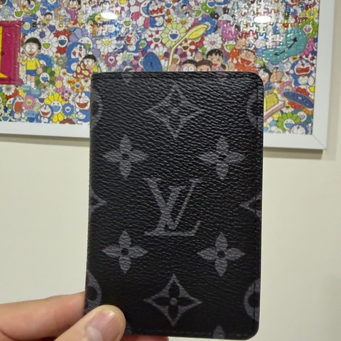 LOUIS VUITTON黑花卡夾