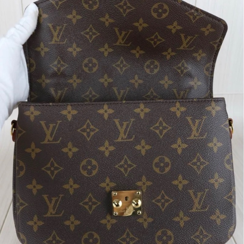 「JL精品代購」9新 LV 老花Metis郵差包 ic芯片款-13