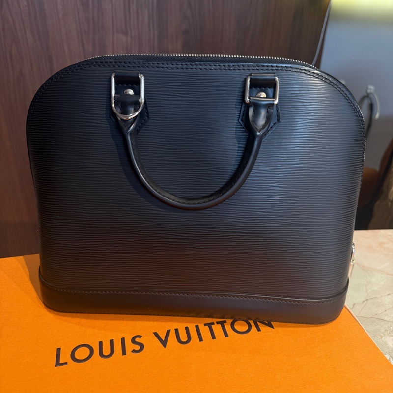 Lv 路易威登 黑色水波紋貝殼中號貝殼包 附件:塵袋 缺鑰匙-1