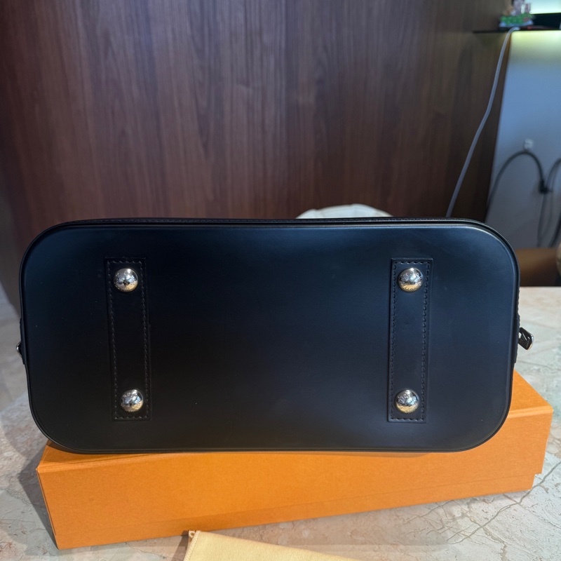 Lv 路易威登 黑色水波紋貝殼中號貝殼包 附件:塵袋 缺鑰匙-7