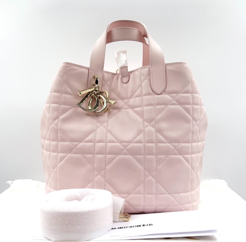 【25年大全套❗️適合送禮✨ 99新】Dior Toujours竪版藤格紋 櫻花粉中號 菜籃子｜手提包｜單肩包-4