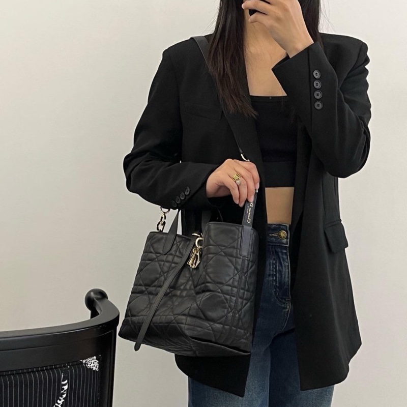 【2026年大全套❗️99新】Dior Toujours竪版中號 黑色菜籃子|手提包|單肩包-1