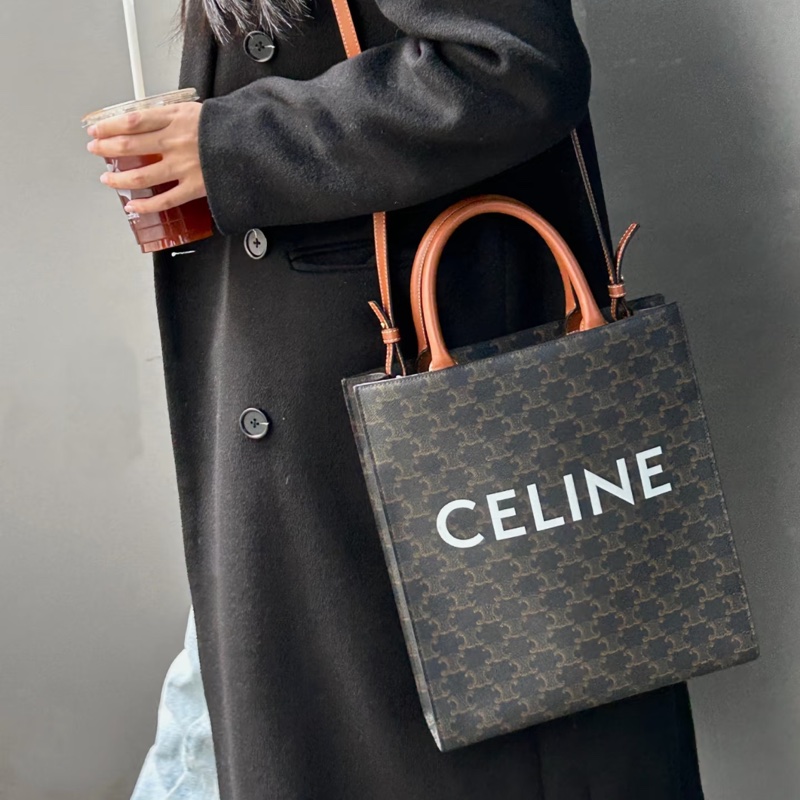 【韓劇女主風😍明顯logo 👍🏻入門之選】98新 Celine 金标老花托特包-0