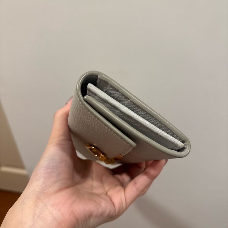 Ferragamo 淺灰藍長夾-8