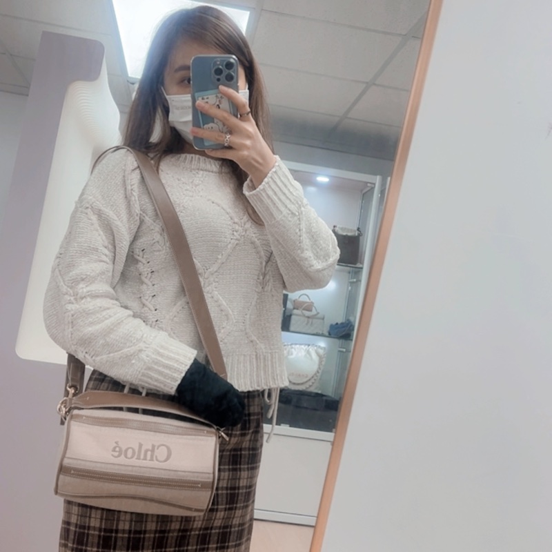 Chloe woody tube 裸粉色圓筒包-16