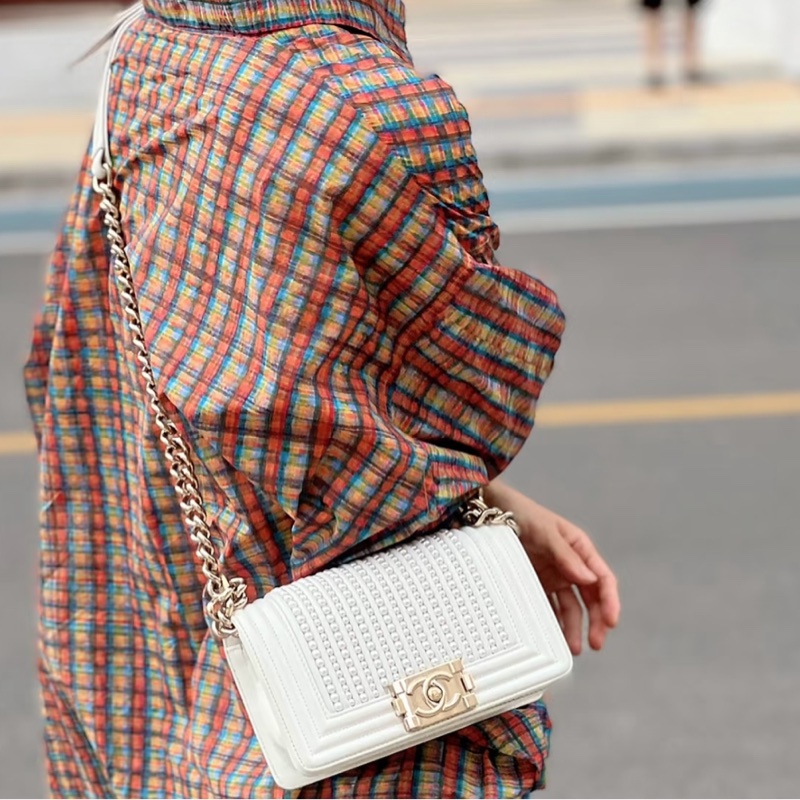 【夢境收藏級🤍童話革命✨大全套】Chanel 白雪珍珠Leboy 小號鏈條包｜單肩包｜斜背包-0