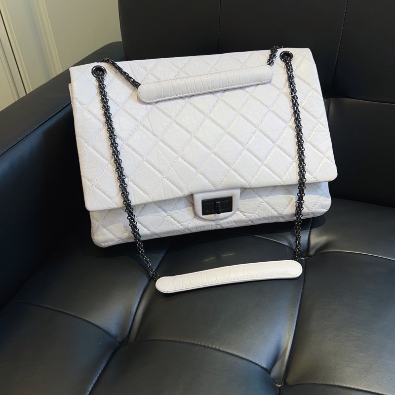 ✨Chanel 2.55白色牛皮 so black 金屬 Maxi大號🤍-2