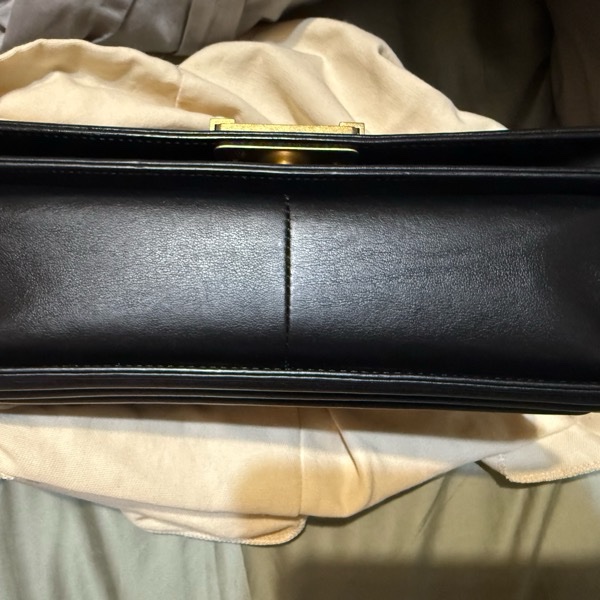 台灣現貨 Chanel Leboy boy 山形紋 黑金25cm-1