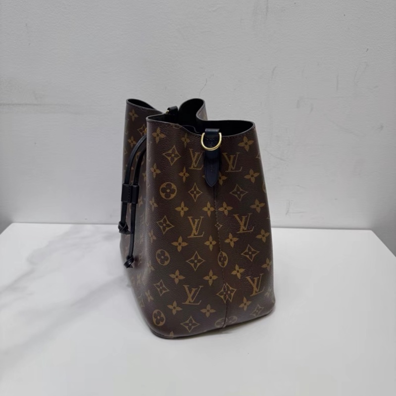 【97新 ✨ 全網最低價！】LV 路易威登 NEONOE 老花黑水桶 黑桶 中號（下單前先詢問庫存❗️）-4