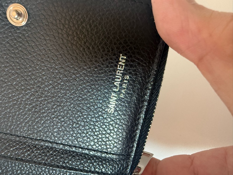 ✔️ Saint Laurent YSL 聖羅蘭 荔枝紋牛皮拉鍊短夾-5