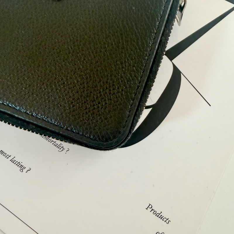 ✔️ Saint Laurent YSL 聖羅蘭 荔枝紋牛皮拉鍊短夾-11