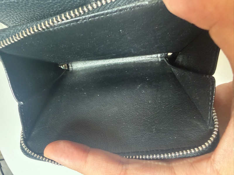 ✔️ Saint Laurent YSL 聖羅蘭 荔枝紋牛皮拉鍊短夾-32