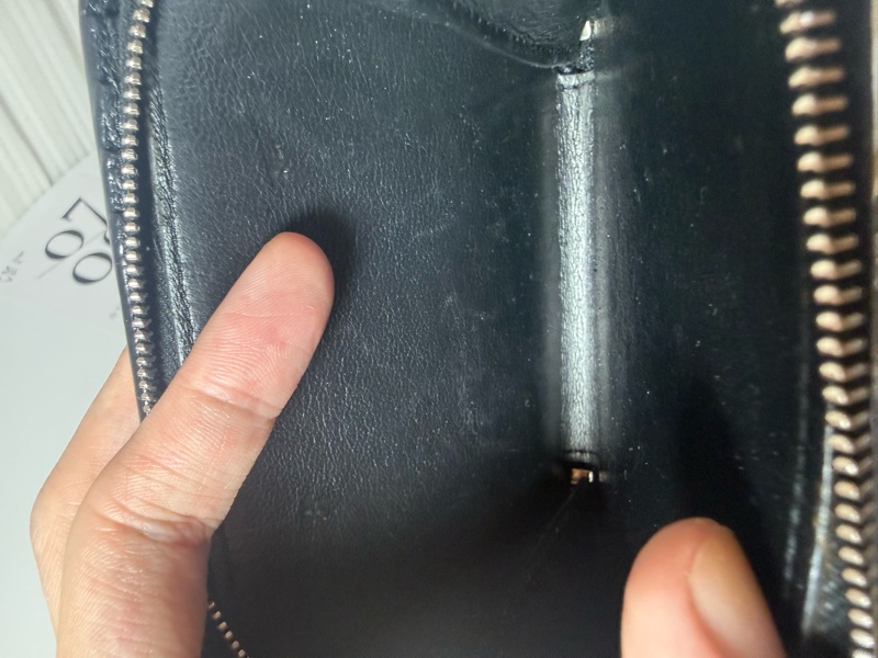 ✔️ Saint Laurent YSL 聖羅蘭 荔枝紋牛皮拉鍊短夾-33