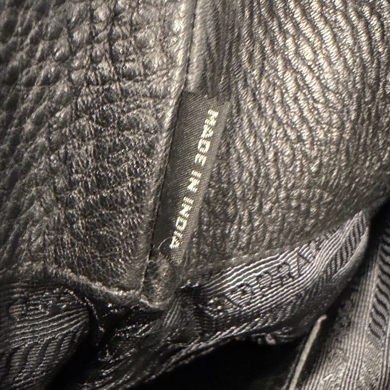 Prada 托特大包 黑色 手提背袋 🖤超好看百搭-21