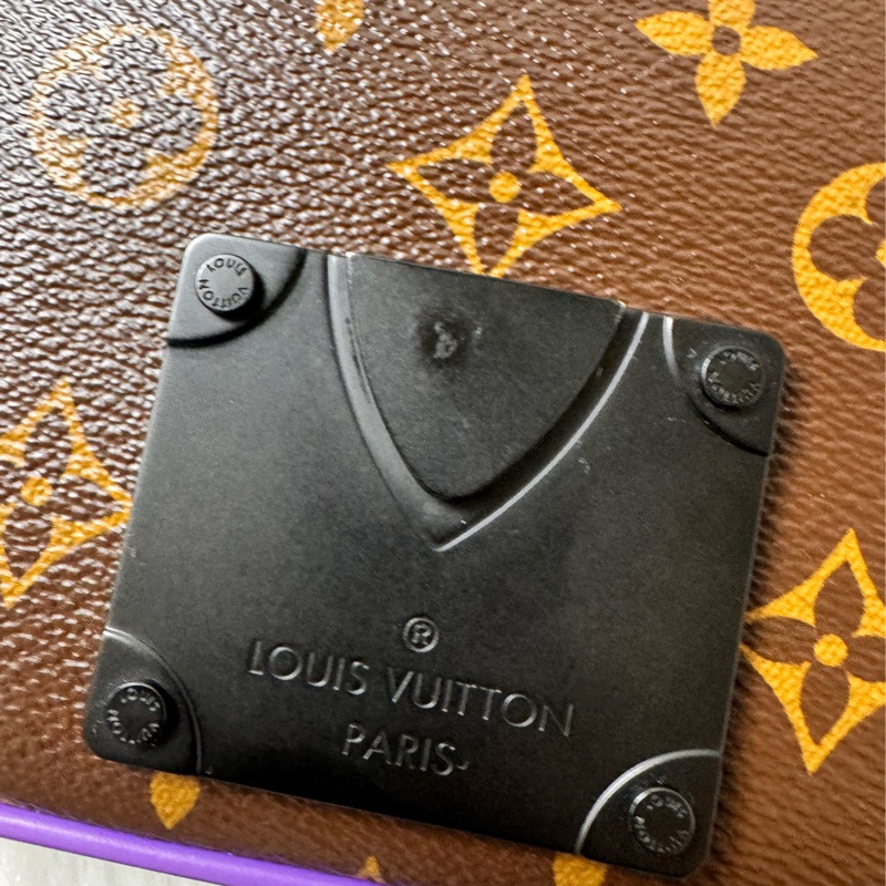 LV 原花黑牛皮紫塗層S Lock胸口腰包M46245-19