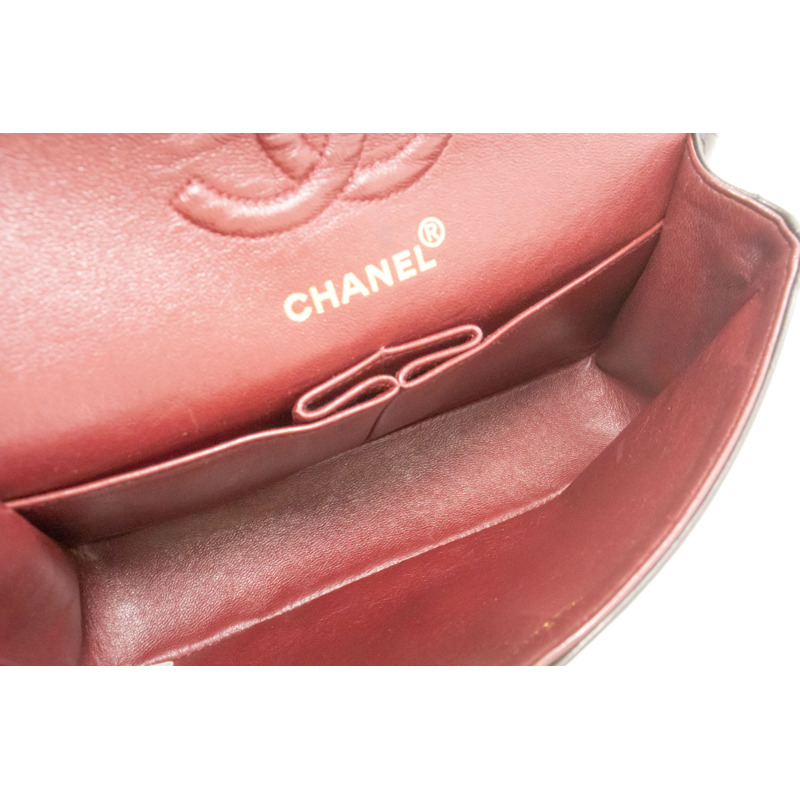 【日本直送】香奈兒經典雙蓋9吋鏈條單肩背包，黑色羊皮-9