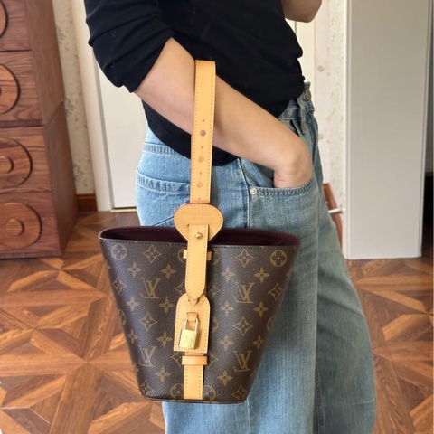 🥨25新款路易威登水桶包 LV原花All In BB M12925