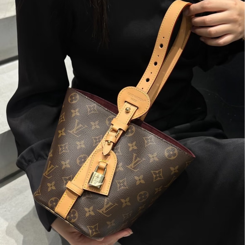 🥨25新款路易威登水桶包 LV原花All In BB M12925-11