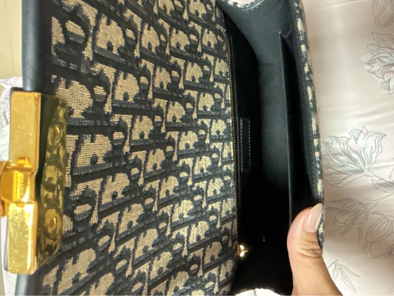 Dior 蒙田包（30 Montaigne）-5