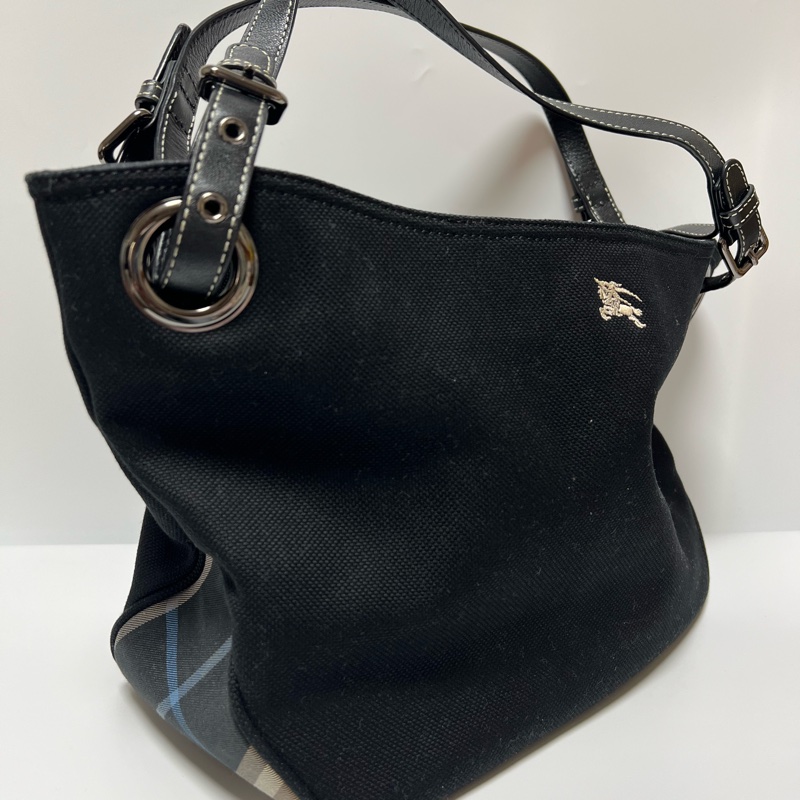 Burberry Blue Label 女士品牌手提包、黑色帆布材質、格紋圖案-2