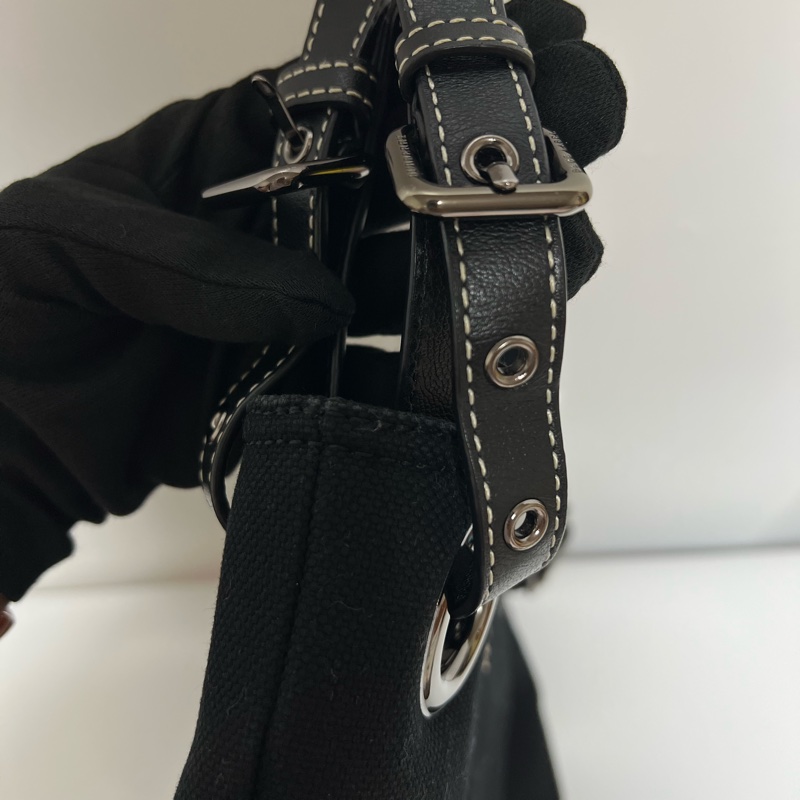 Burberry Blue Label 女士品牌手提包、黑色帆布材質、格紋圖案-9