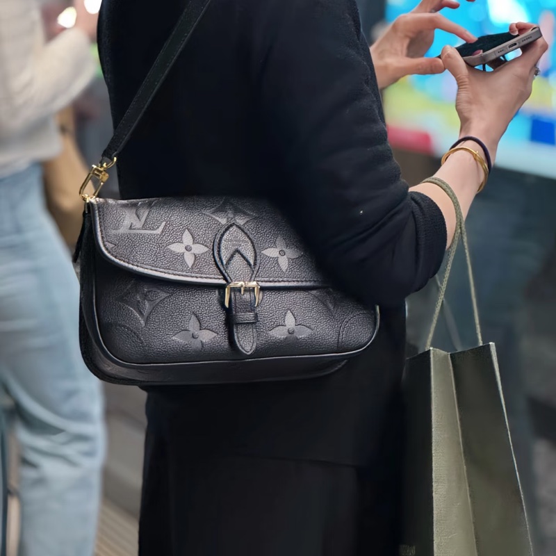 近新🖤路易威登法棍包LV黑壓紋牛皮Diane法棍包 3way M46386-20